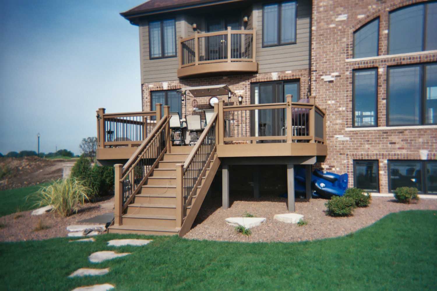 Decks (Composite/Low maintenance) J Grady Construction