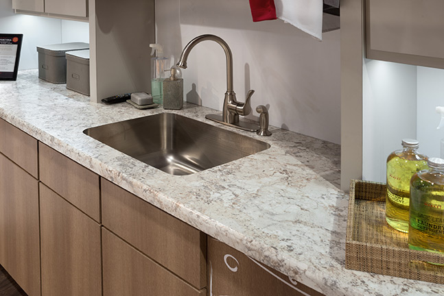 Kitchen Countertops & Flooring