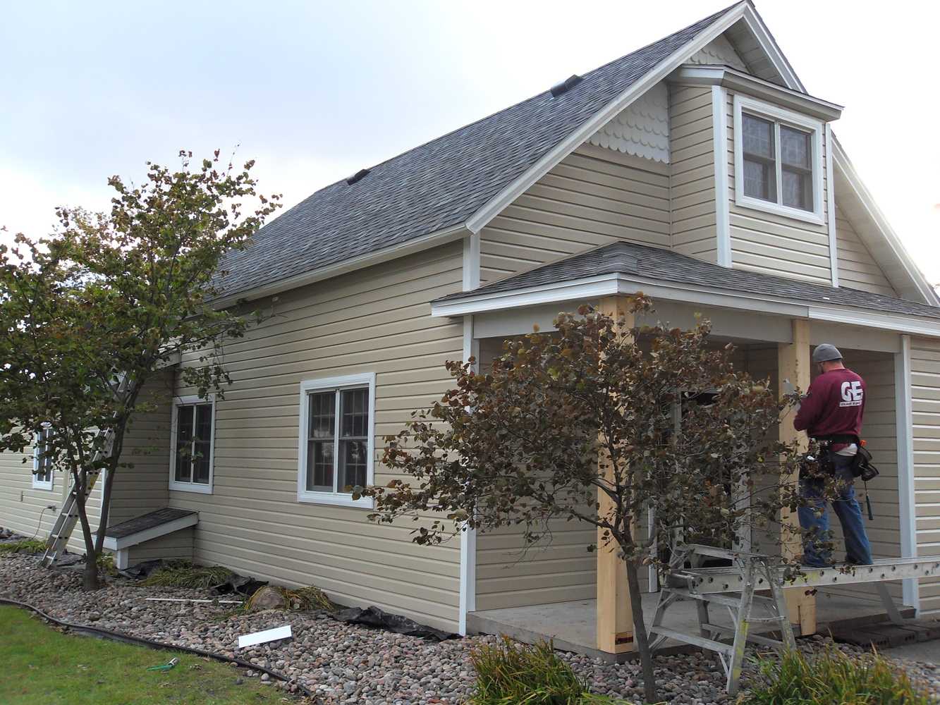 siding jobs