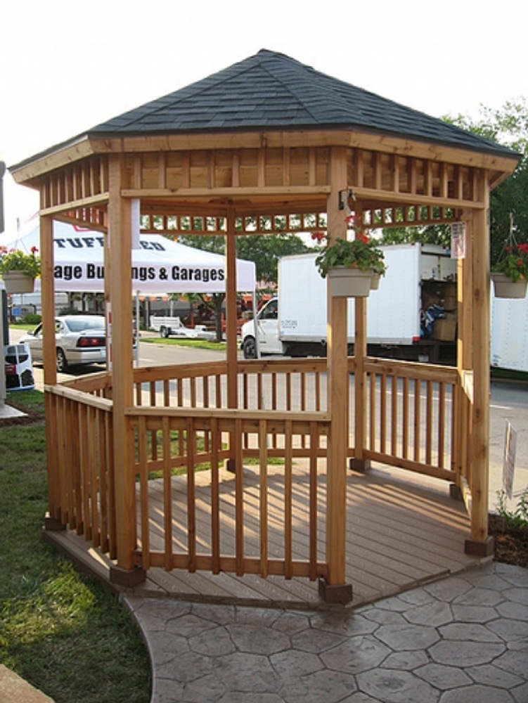 Premier PRO Gazebo
