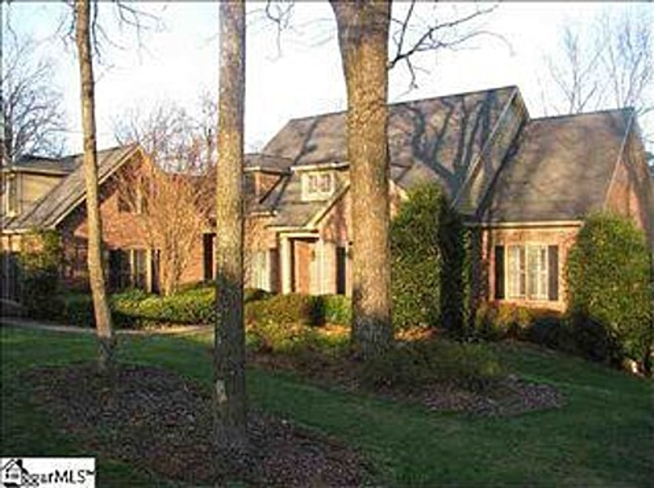 Photo(s) from Roofers Llc