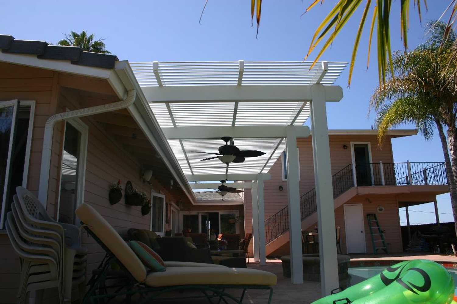 Solara Adjustable Cover in Pacific Beach, cA